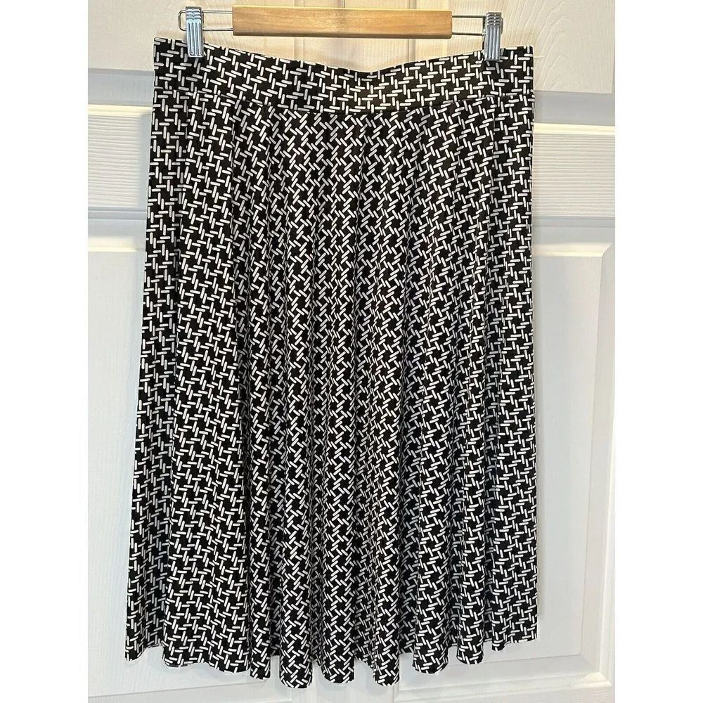 Covington Skirt Women Large Black White Basket Weave